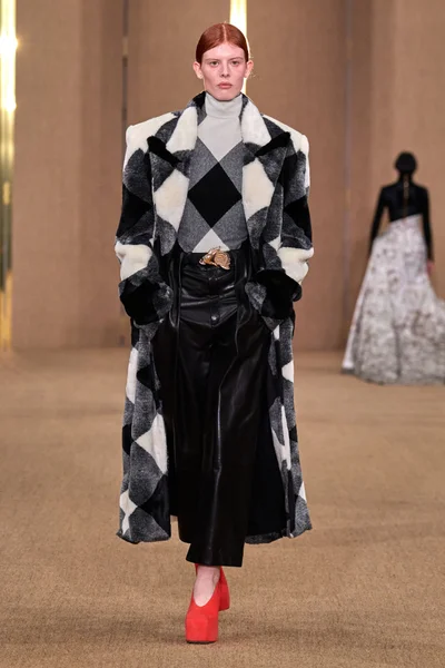 Look 40